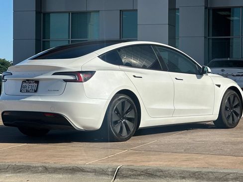 Used 2024 Tesla Model 3 Long Range AWD/4WD image 4