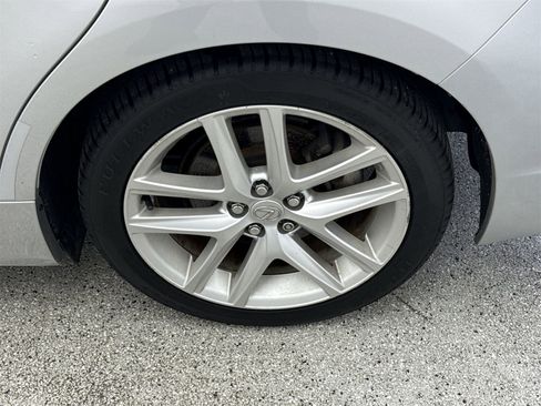 Used 2015 Lexus CT 200h image 46