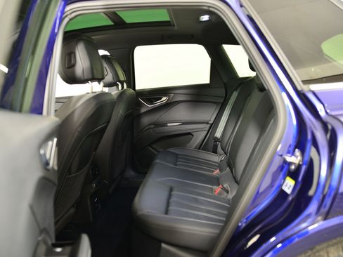 Certified 2023 Audi Q4 e-tron Premium Plus w/ Premium Plus image 13