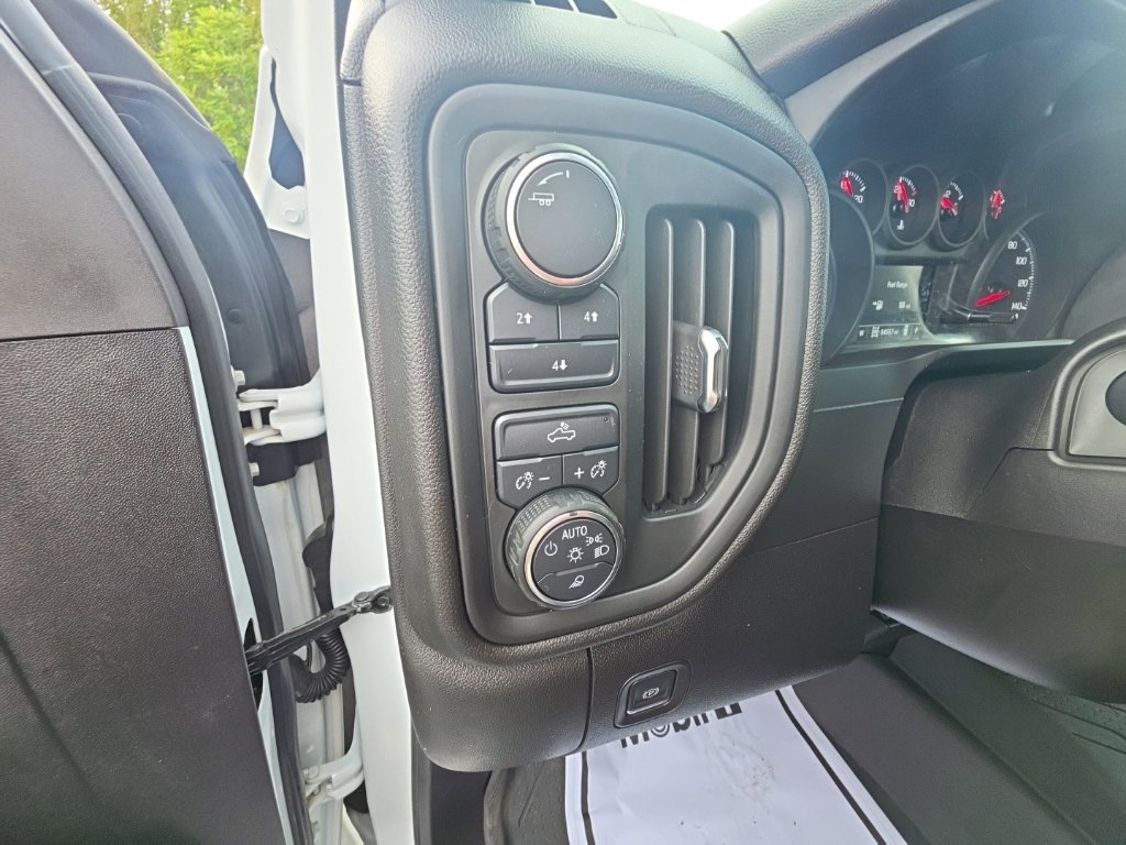 Certified 2021 Chevrolet Silverado 2500 Custom w/ Custom Value Package AWD/4WD image 23