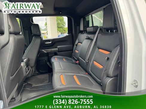 Used 2021 GMC Sierra 1500 AT4 w/ AT4 Premium Package AWD/4WD image 11