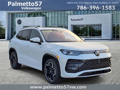 New 2025 Volkswagen Tiguan SEL R-Line