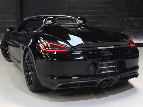 Used 2016 Porsche Boxster Spyder RWD image 22