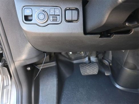 Used 2023 Mercedes-Benz Sprinter 2500 image 14