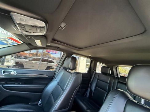 Used 2019 Jeep Grand Cherokee Limited AWD/4WD image 13