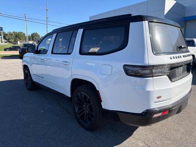 Used 2024 Jeep Grand Wagoneer Series II Obsidian w/ Quick Order Packagew 28T AWD/4WD image 24