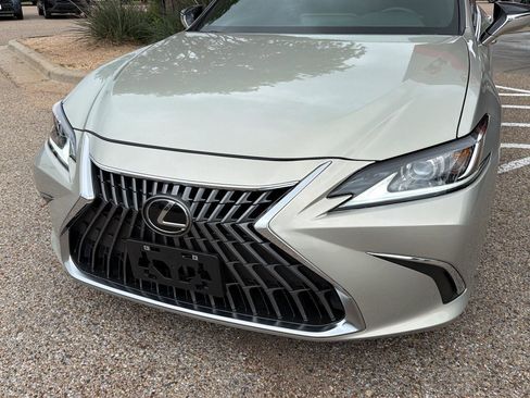 Used 2023 Lexus ES 350 w/ Accessory Package (Z2) FWD image 8