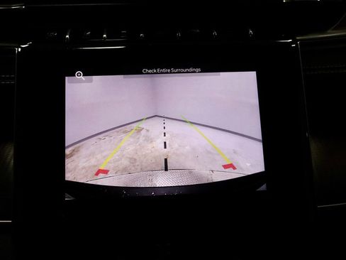 Used 2024 Jeep Grand Cherokee Laredo X w/ Luxury Tech Group I image 2