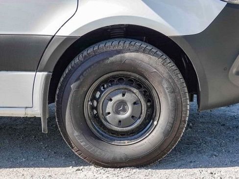 New 2025 Mercedes-Benz Sprinter 2500 image 10