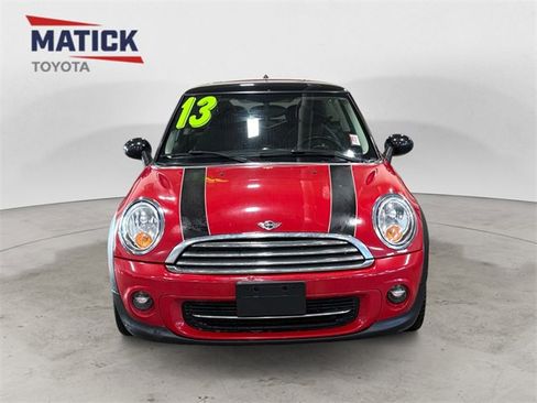 Used 2013 MINI Cooper Hardtop image 2