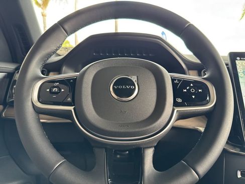 New 2026 Volvo XC90 T8 Plus w/ Protection Package Premier image 24