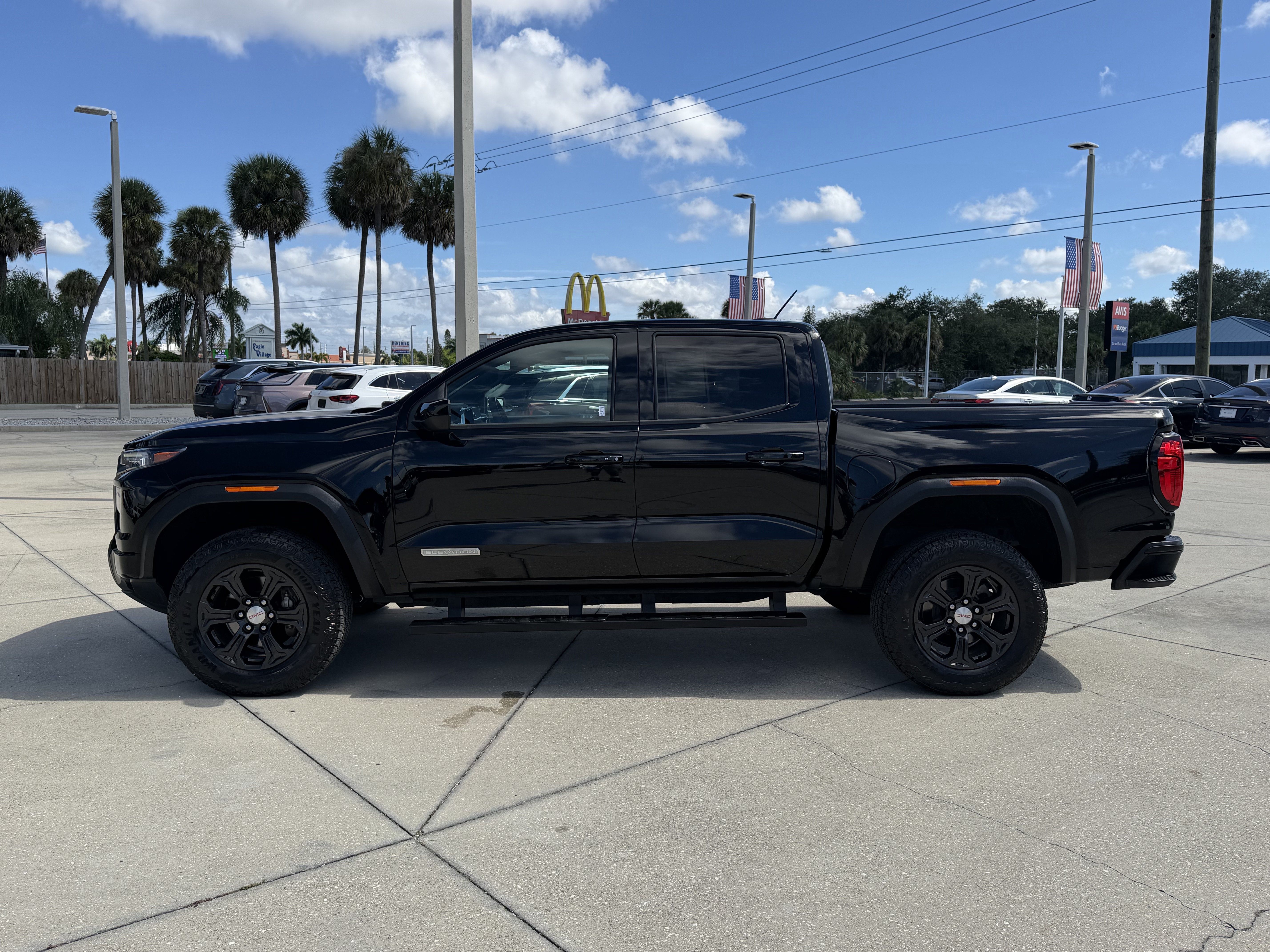 Used 2023 GMC Canyon Elevation w/ Convenience Package RWD image 6
