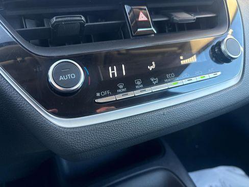 Used 2023 Toyota Corolla LE image 25