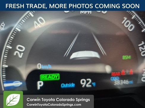 Used 2025 Toyota RAV4 XLE AWD/4WD image 17