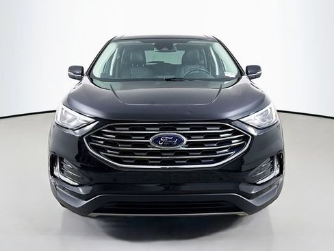 Used 2024 Ford Edge Titanium AWD/4WD image 2