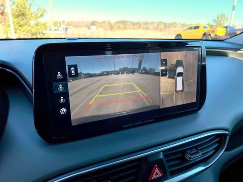 Used 2022 Hyundai Santa Fe Limited w/ Cargo Package image 15