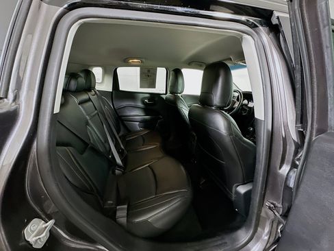 Used 2019 Jeep Compass Limited image 28