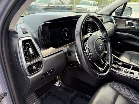 Used 2021 Kia Sorento SX Prestige image 12