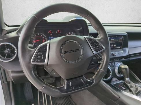 Used 2020 Chevrolet Camaro LT w/ RS Package image 18
