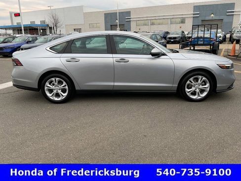 Certified 2025 Honda Accord LX image 7