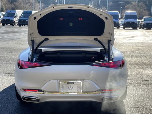 New 2026 Mercedes-Benz Maybach SL 680 image 15