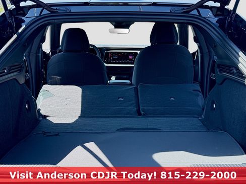 New 2026 Dodge Charger R/T AWD/4WD image 7