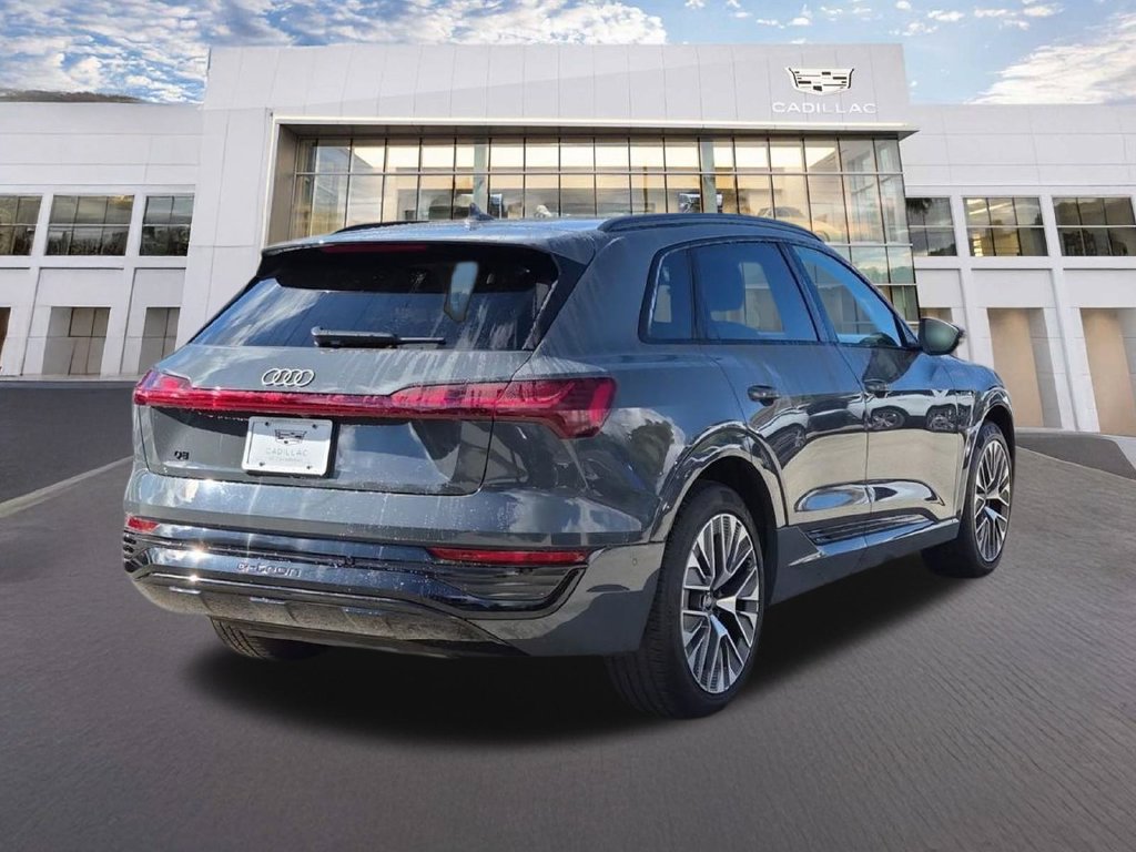 Used 2024 Audi Q8 e-tron Prestige w/ Prestige Package AWD/4WD image 5