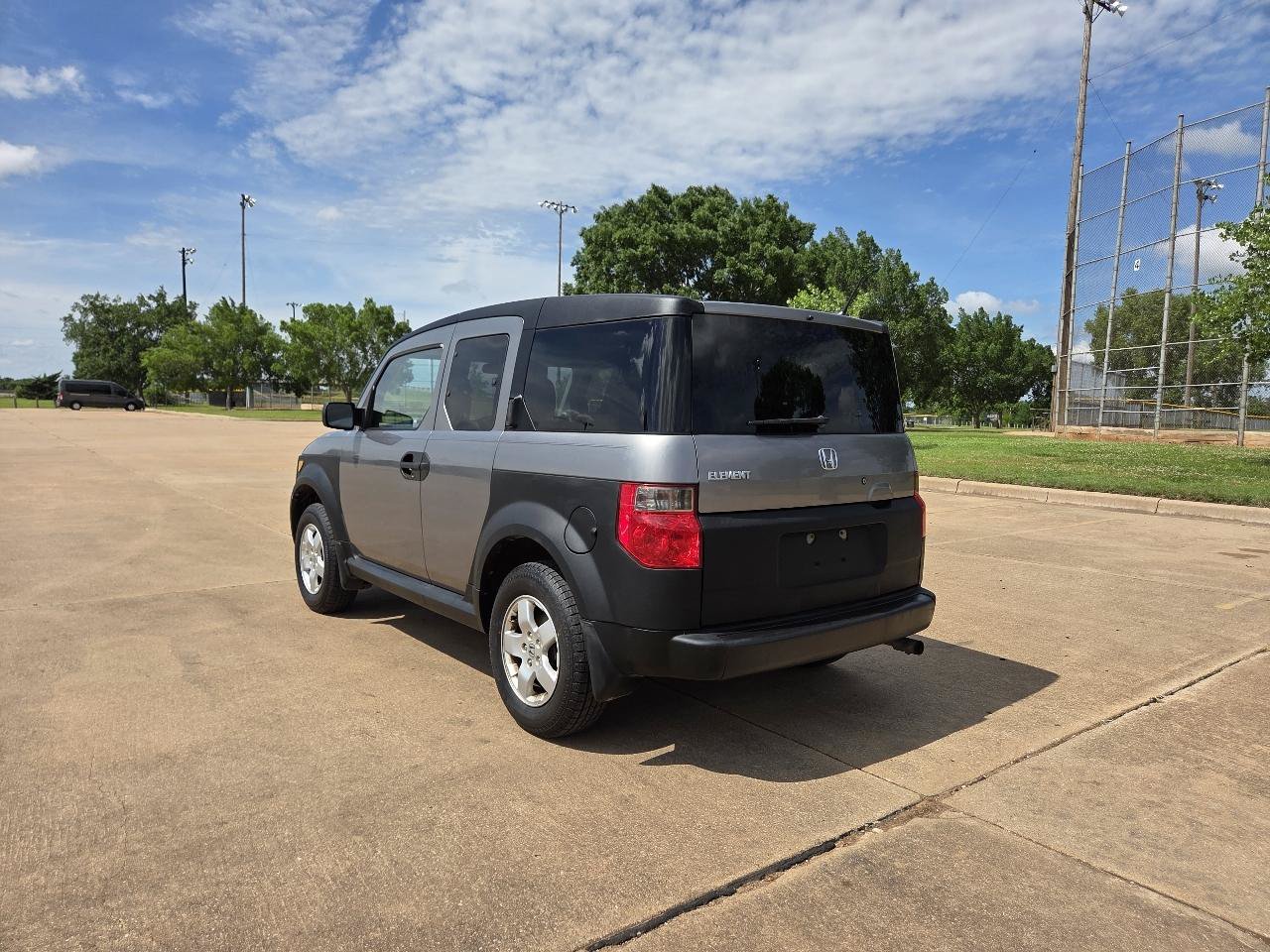Used 2005 Honda Element EX image 6