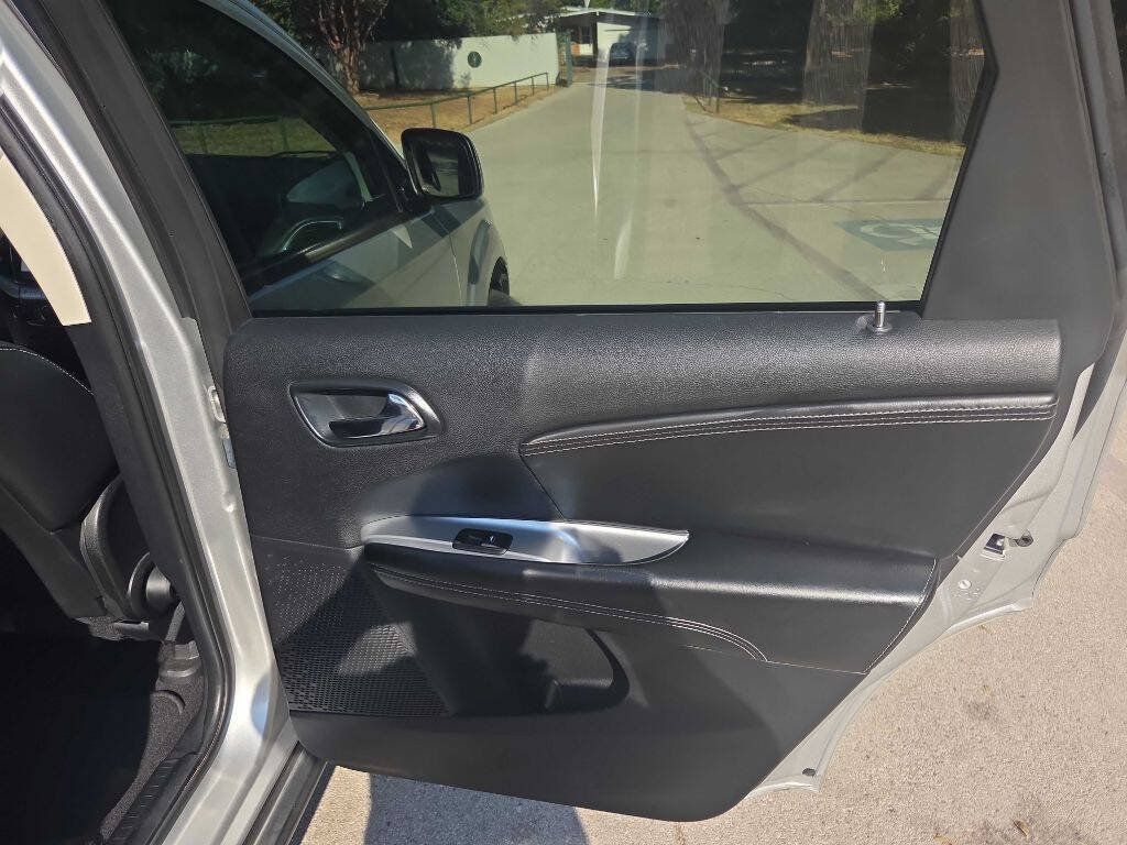 Used 2013 Dodge Journey Crew w/ Flexible Seating Group AWD/4WD image 23