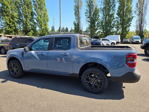 Used 2025 Ford Maverick Lariat w/ Black Appearance Package image 8