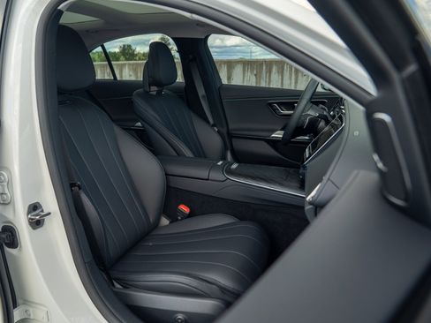 Certified 2025 Mercedes-Benz E 350 4MATIC Sedan image 29