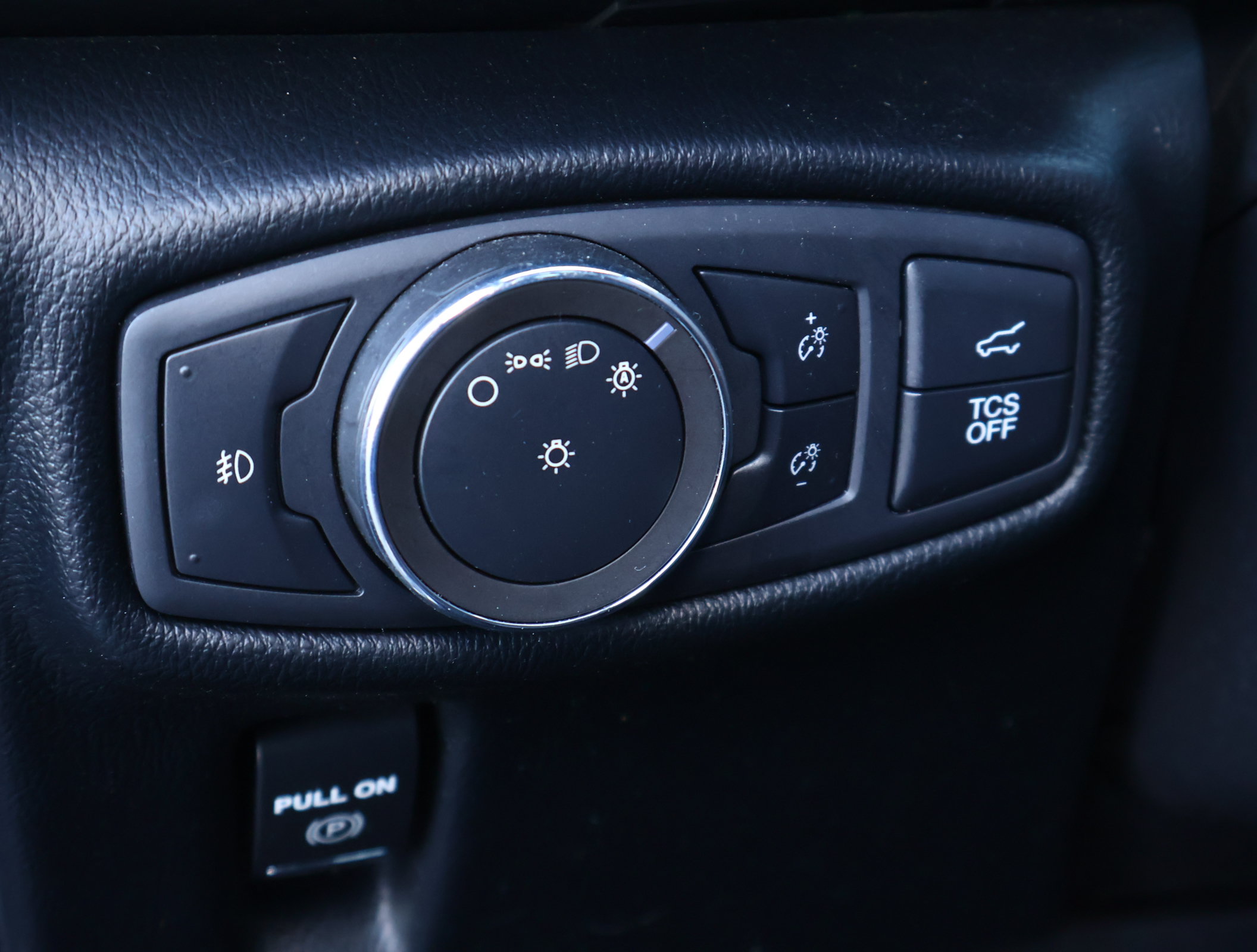 Used 2020 Lincoln Nautilus Reserve w/ Equipment Group 201A FWD image 14
