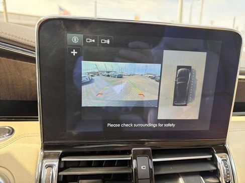 Used 2019 Lincoln Navigator L Reserve image 23