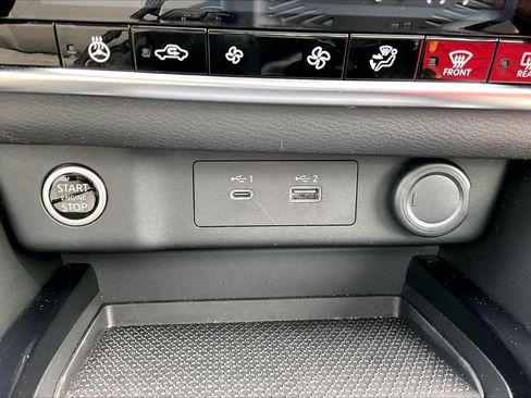 Used 2021 Nissan Rogue SV w/ Premium Package image 18