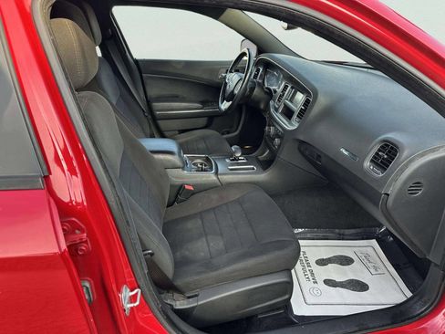 Used 2012 Dodge Charger SE w/ Sport Appearance Group image 13