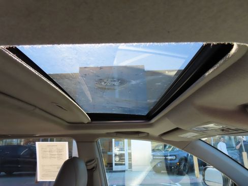 Used 2013 Toyota Highlander SE image 36