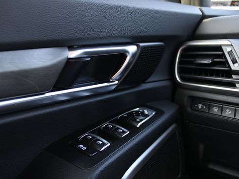 Used 2023 Kia Telluride EX X-Line image 27