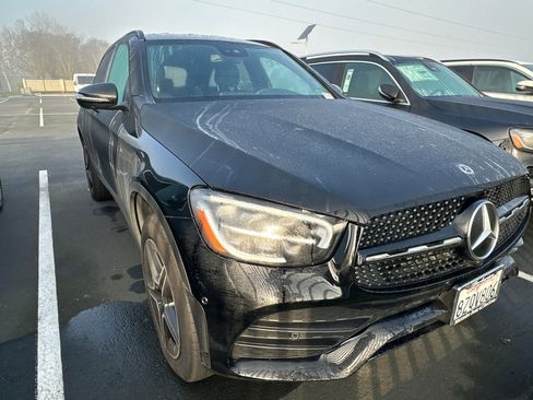 Certified 2022 Mercedes-Benz GLC 300 4MATIC image 2