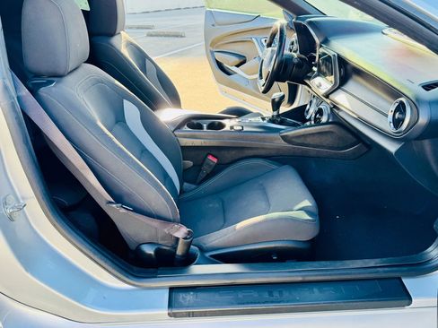 Used 2017 Chevrolet Camaro SS RWD image 56