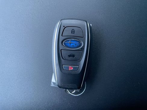 Used 2025 Subaru Outback Limited image 29