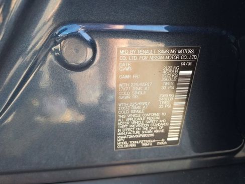 Used 2016 Nissan Rogue S AWD/4WD image 25