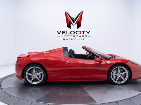 Used 2012 Ferrari 458 Spider RWD image 13
