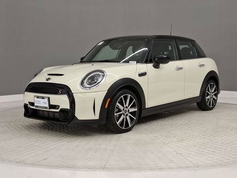 Certified 2023 MINI Cooper S image 35