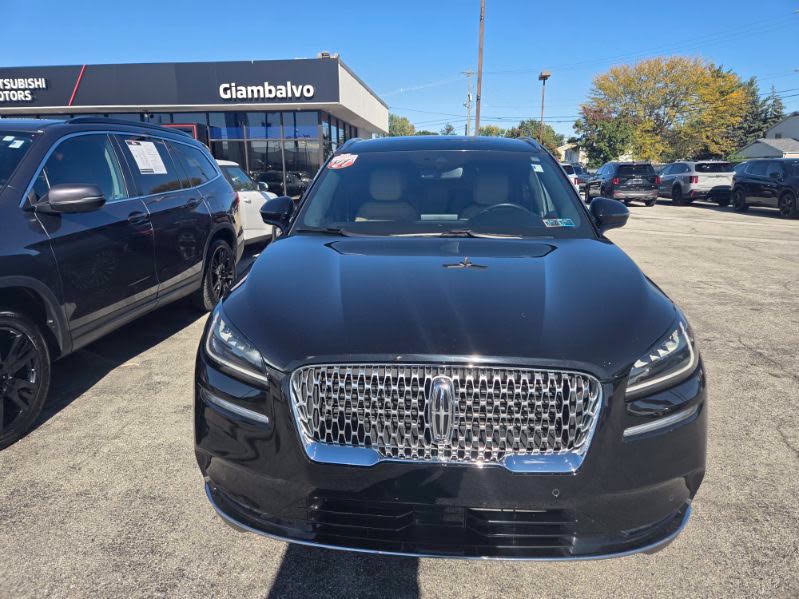 Used 2021 Lincoln Corsair Reserve w/ Equipment Group 201A AWD/4WD image 2