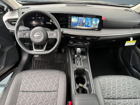 Certified 2026 Nissan Kicks SV w/ Illumination Package FWD image 27