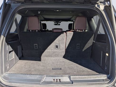 Used 2024 Ford Expedition Max Limited image 13