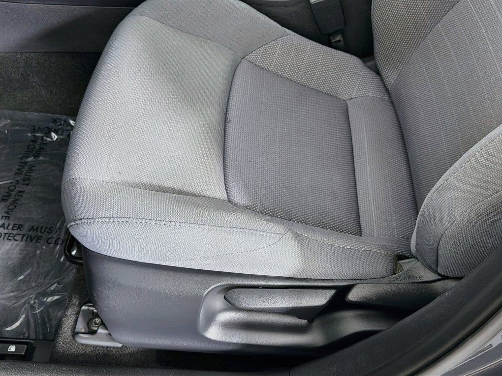 Used 2026 Toyota Corolla SE FWD image 24