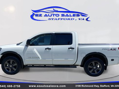 Used 2012 Nissan Titan PRO-4X AWD/4WD image 8