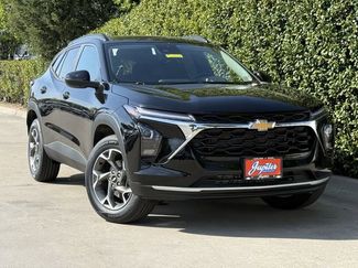 New 2026 Chevrolet Trax LT video 2