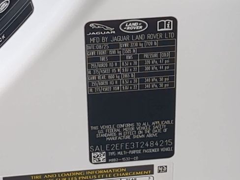 Certified 2026 Land Rover Defender 110 X-Dynamic SE AWD/4WD image 39